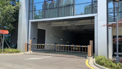 के बारे में नवीनतम कंपनी का मामला DZE4 Barrier Gate for Industrial Park Underground Parking Entrance